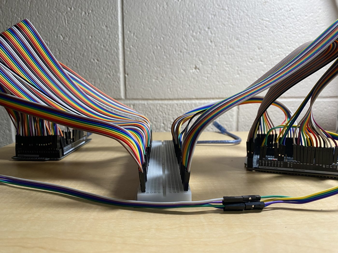 Programmable breadboard hardware